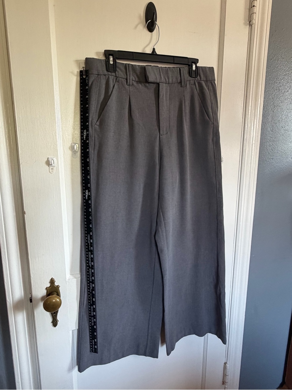Democracy Wide-Leg Trousers in Gray